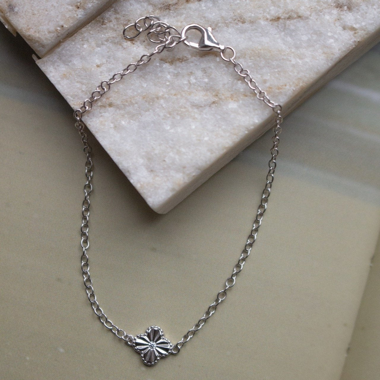 Sterling Silver Clover with Centre CZ Bracelet
