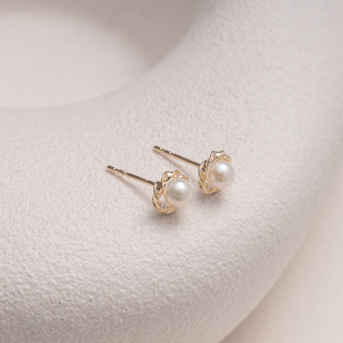 10K Yellow Gold Pearl Blossom Stud Earrings