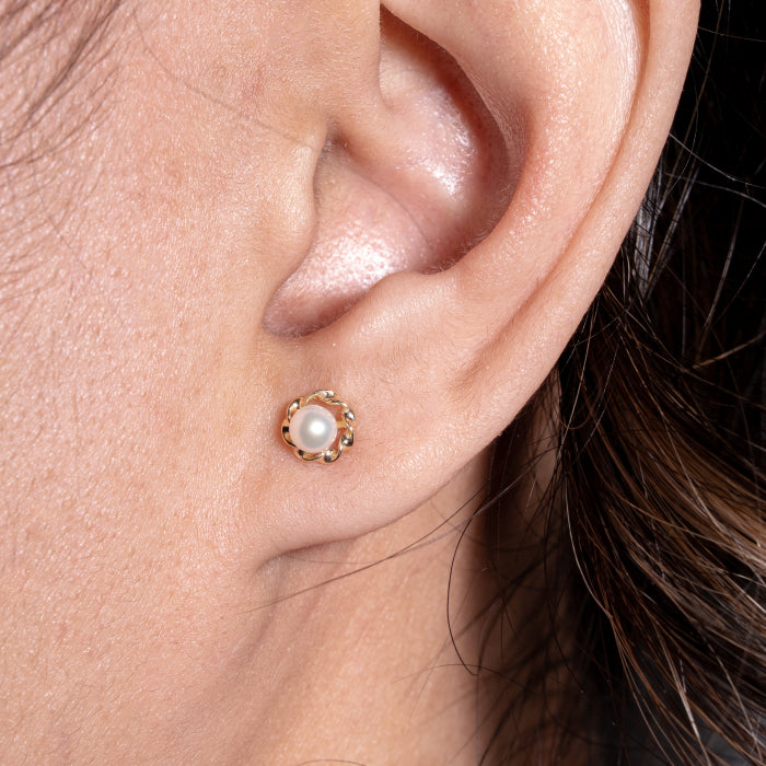 10K Yellow Gold Pearl Blossom Stud Earrings